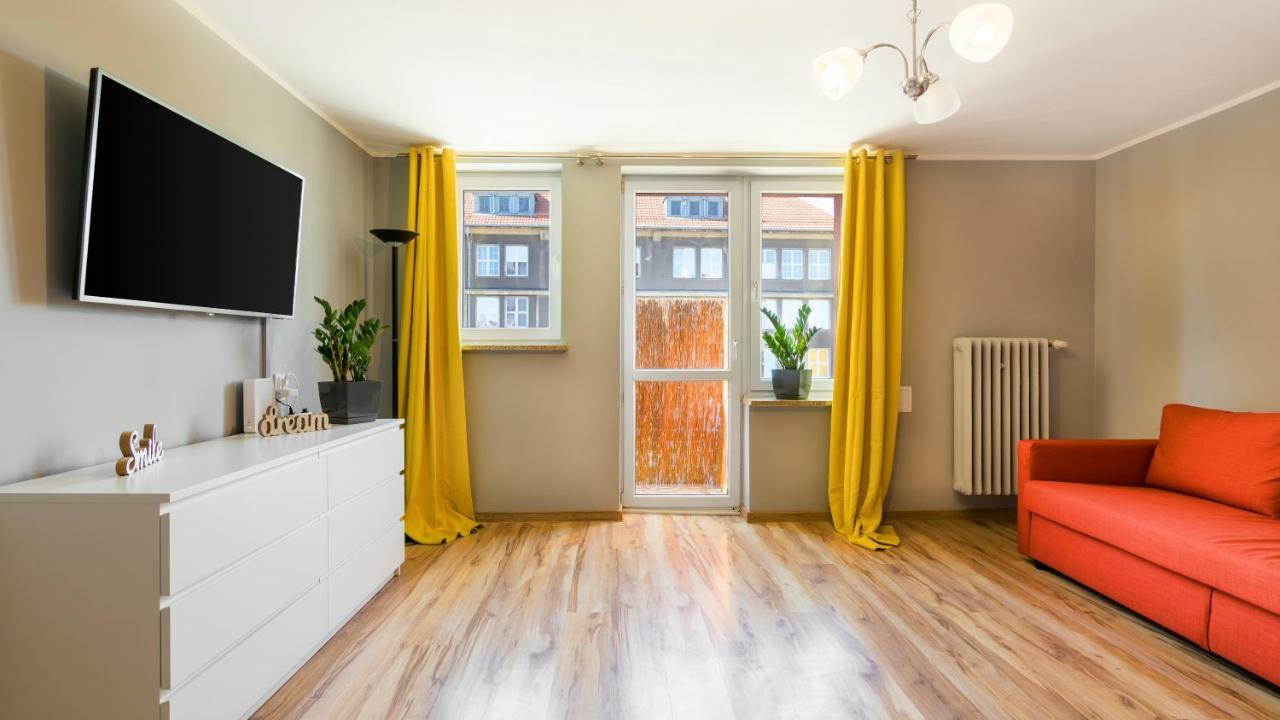 Apartemen 62 m² dengan 2 kamar tidur dan 1 kamar mandi pribadi di Daerah Pinggiran Kota Tua Gdansk Bagian luar foto